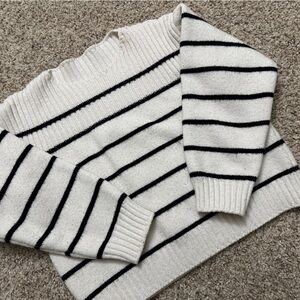 Women White Stripe Sweater Size Small